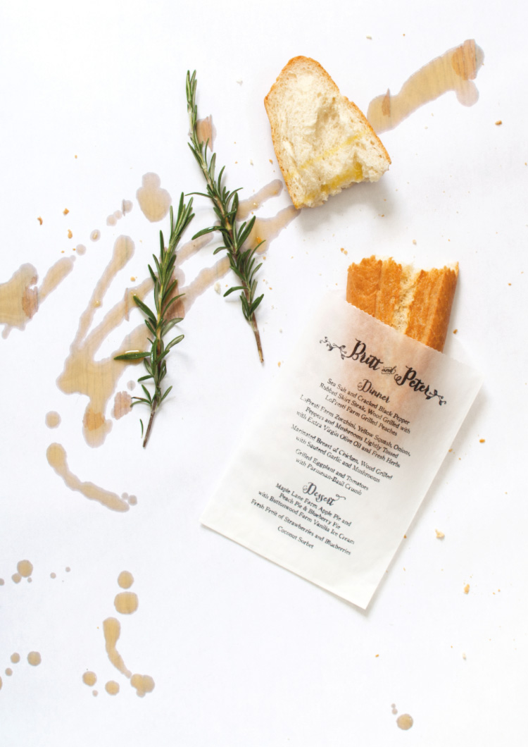 Wedding Menu Card Ideas: Paper bag for individual breads with menu stamped